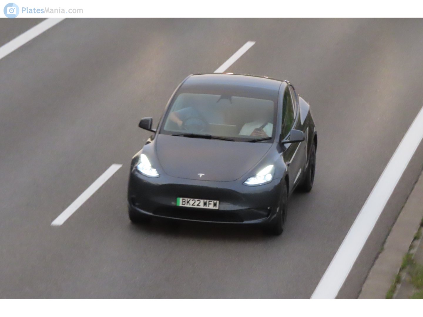 BK22WFW, Tesla Model Y 1st gen (5YJY), 2020–2025