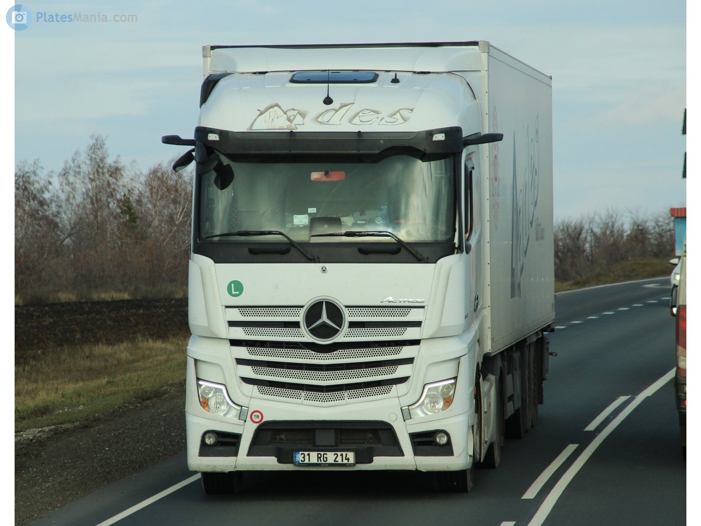 31 RG 214, Mercedes-Benz Actros 3rd gen (MP4/MP5), 2011–