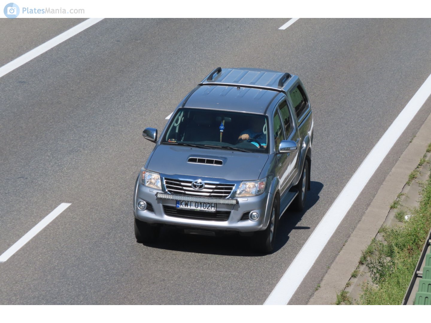 KWI 0102H, Toyota Hilux 