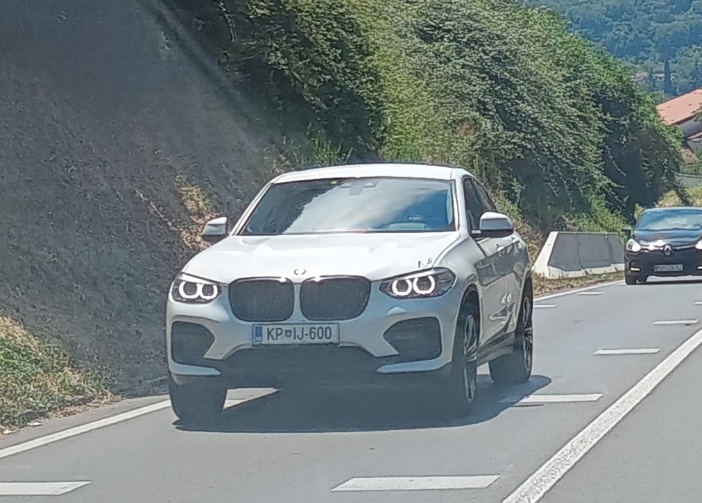 KP IJ-600, BMW X4 2nd gen (G02), 2018–2021
