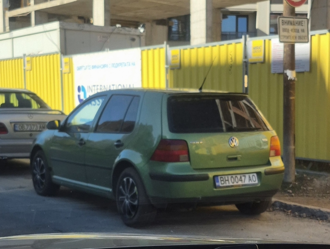 BH 0047 AO, Volkswagen Golf 4th gen 5-door Hatch (1J1), 1997–2003 (–2008 for CN-market)