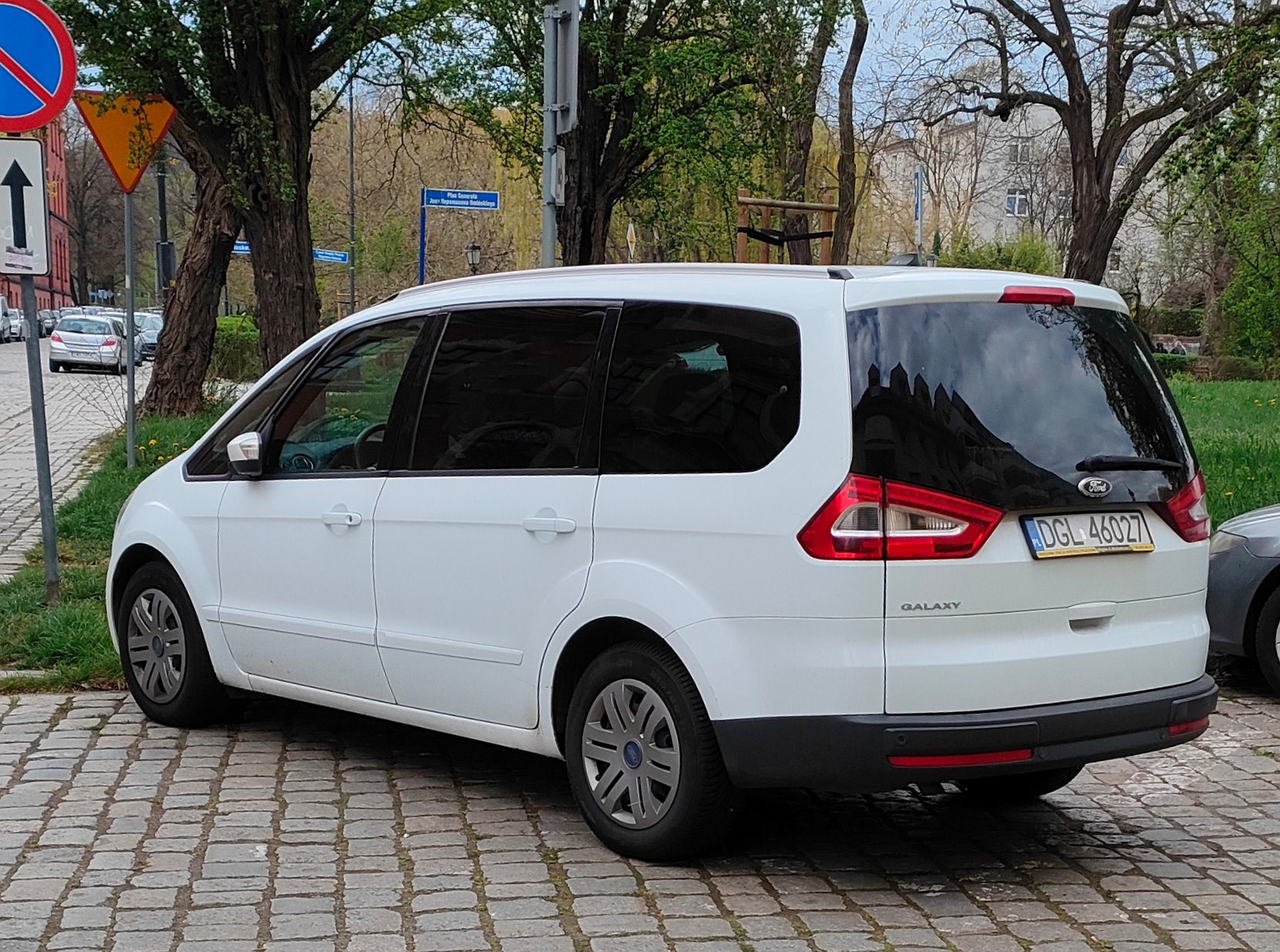 DGL 46027, Ford Galaxy 2nd gen (WA6), 2006–2015