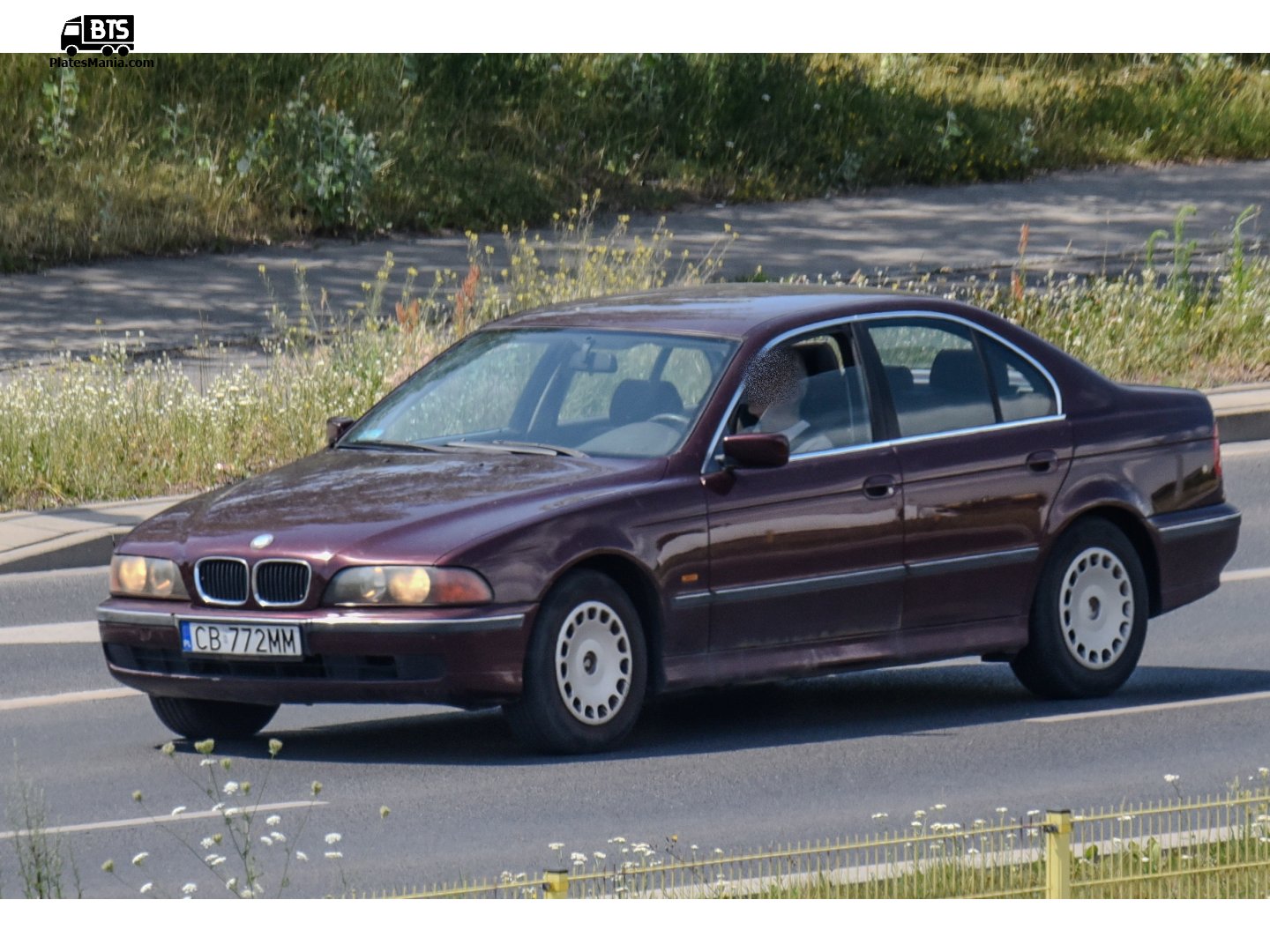 CB 772MM, BMW 5 Series 