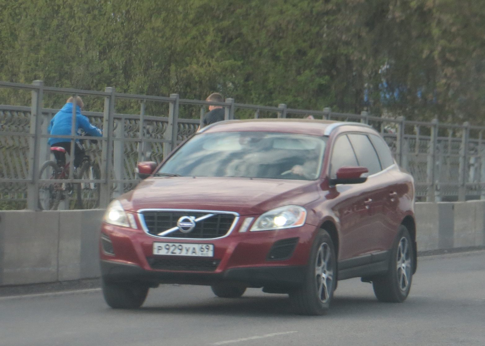 р 929 уа 69, Volvo XC60 1st gen (156), 2008–2013
