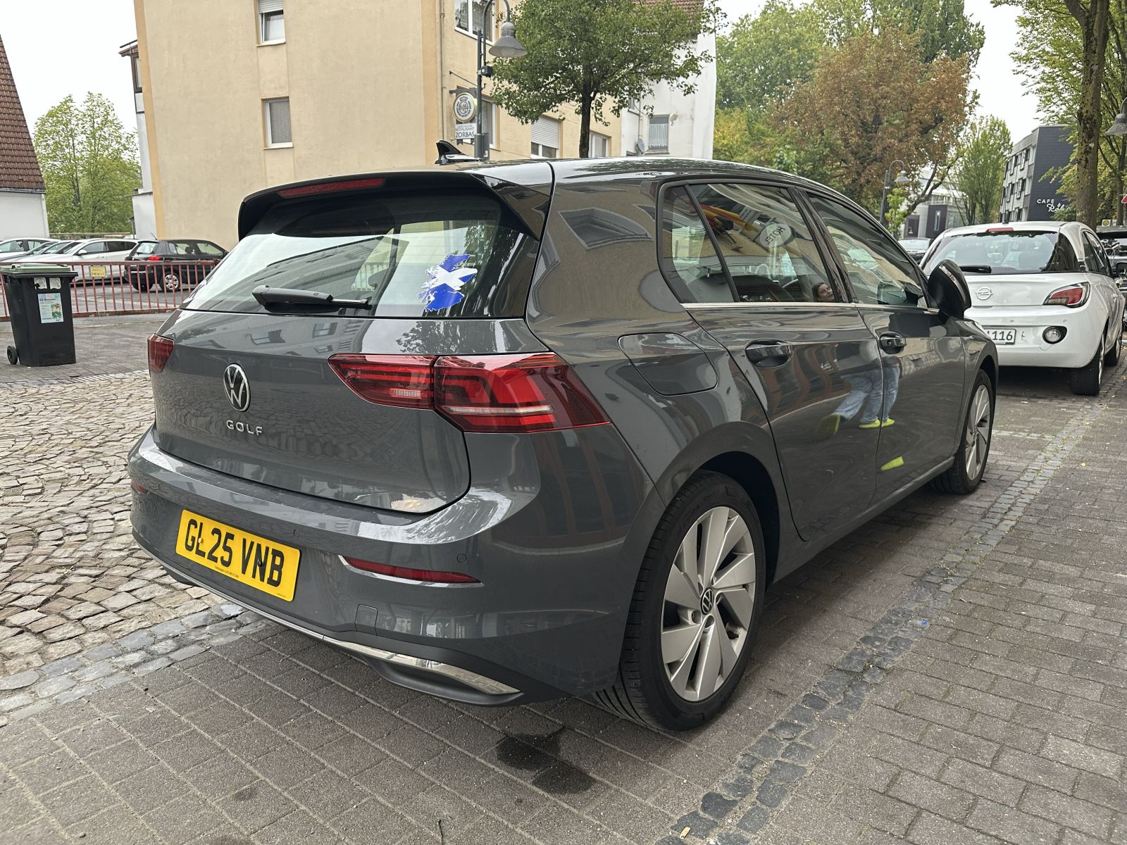 GL25VNB, Volkswagen Golf 8th gen Hatch (CD1), 2020–