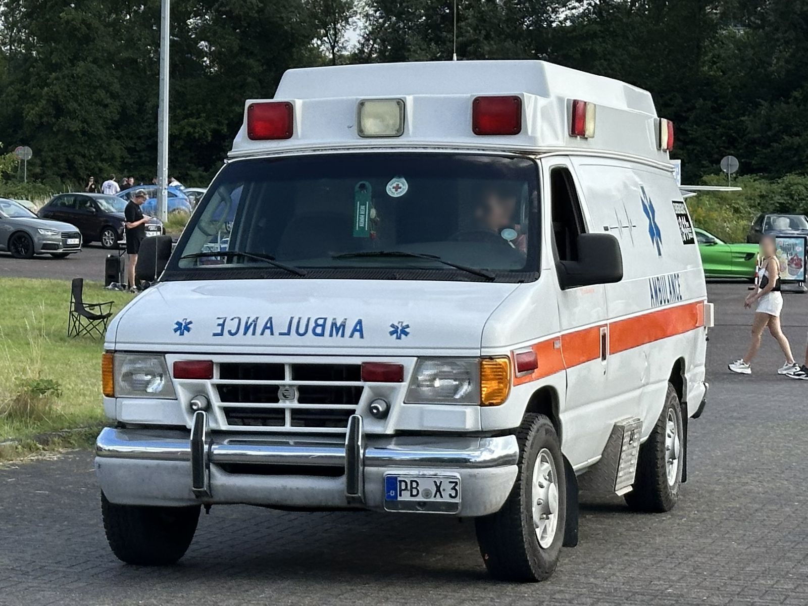 PB X 3, Ford E-Series 4th gen, 1991–2007