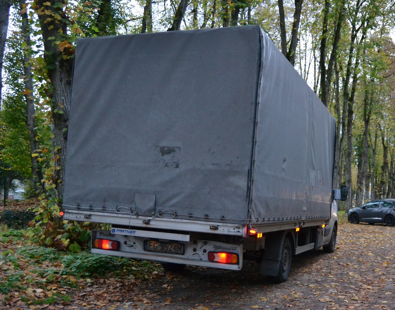 FG 5524M, Renault Master 