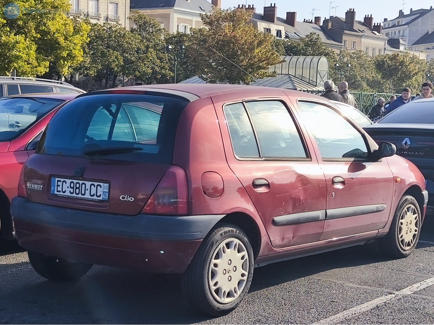 EC-980-CC, Renault Clio 2nd gen 5-door Hatch (B65), 1998–2001 (–2003 for LATAM-market)