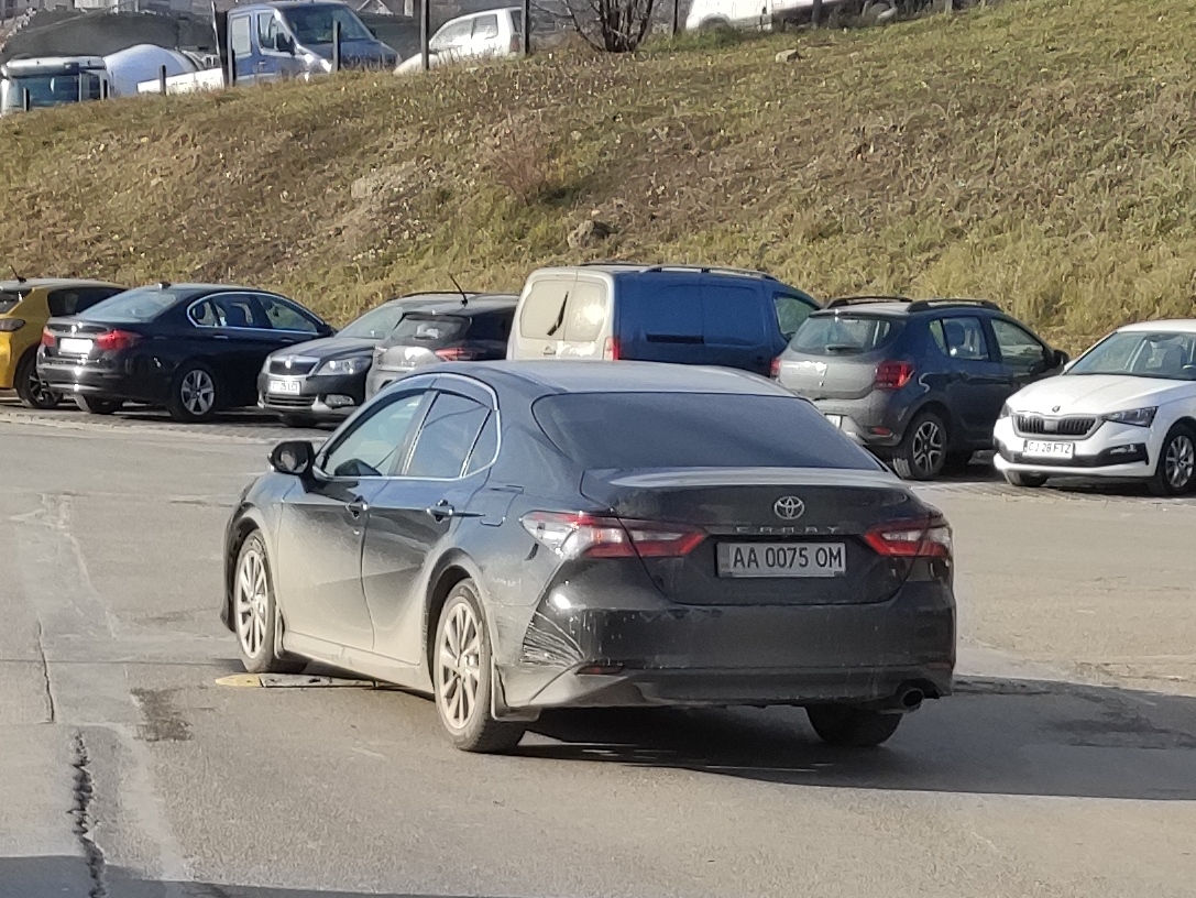 AA 0075 OM, Toyota Camry 