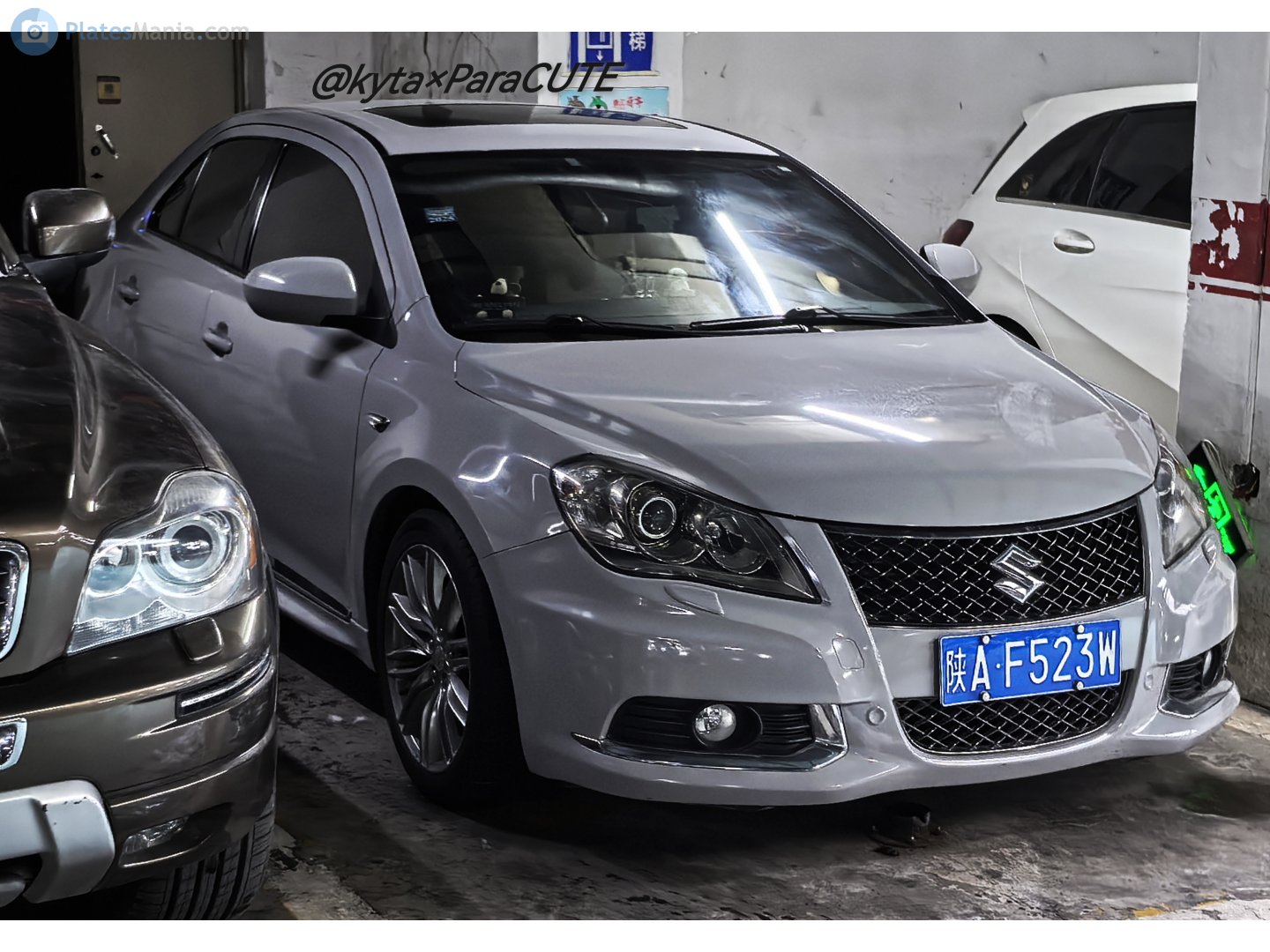 陕A·F523W, Suzuki Kizashi 1st gen (RE/RF), 2010–2015