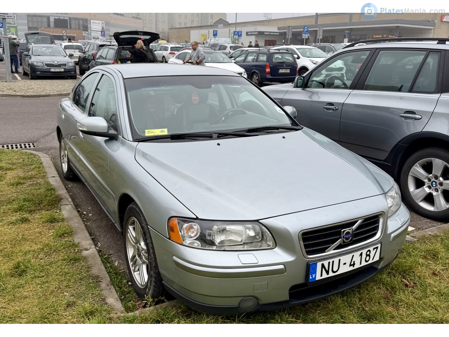 NU-4187, Volvo S60 1st gen (384), 2001–2009
