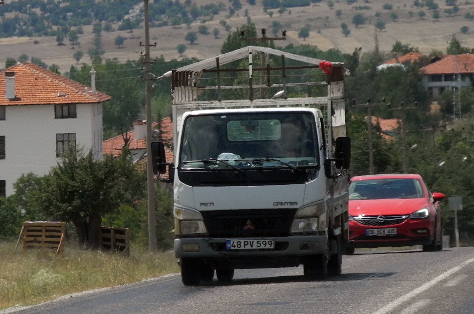 48 PV 599, Mitsubishi Fuso Canter 1st gen (FE7/FE8), 2002–2017