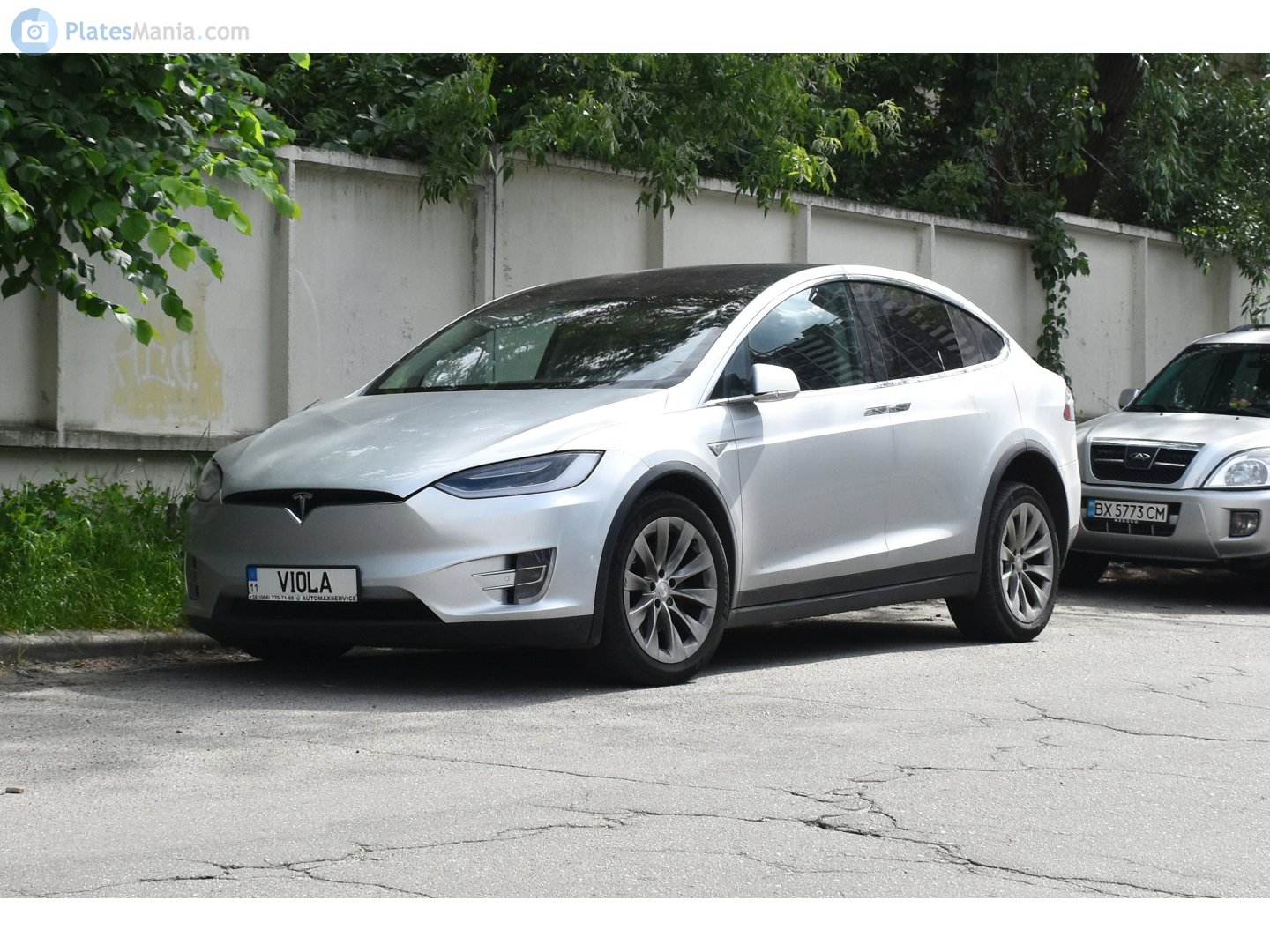 11 VIOLA, Tesla Model X 1st gen (5YJX), 2015–
