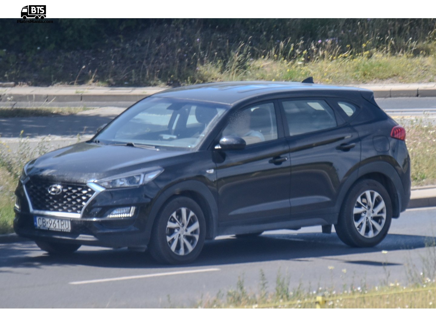 CB 961RU, Hyundai Tucson 