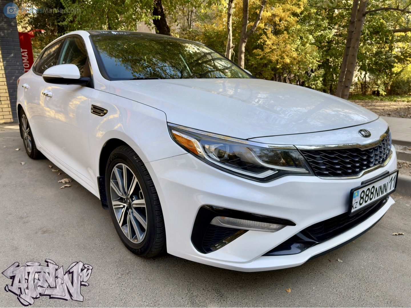888 NNN 11, Kia Optima 
