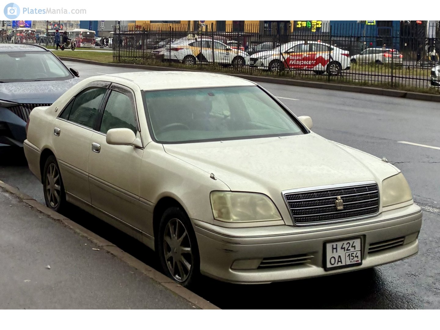 н 424 оа 154, Toyota Crown 11th gen Sedan (S170), 1999–2003