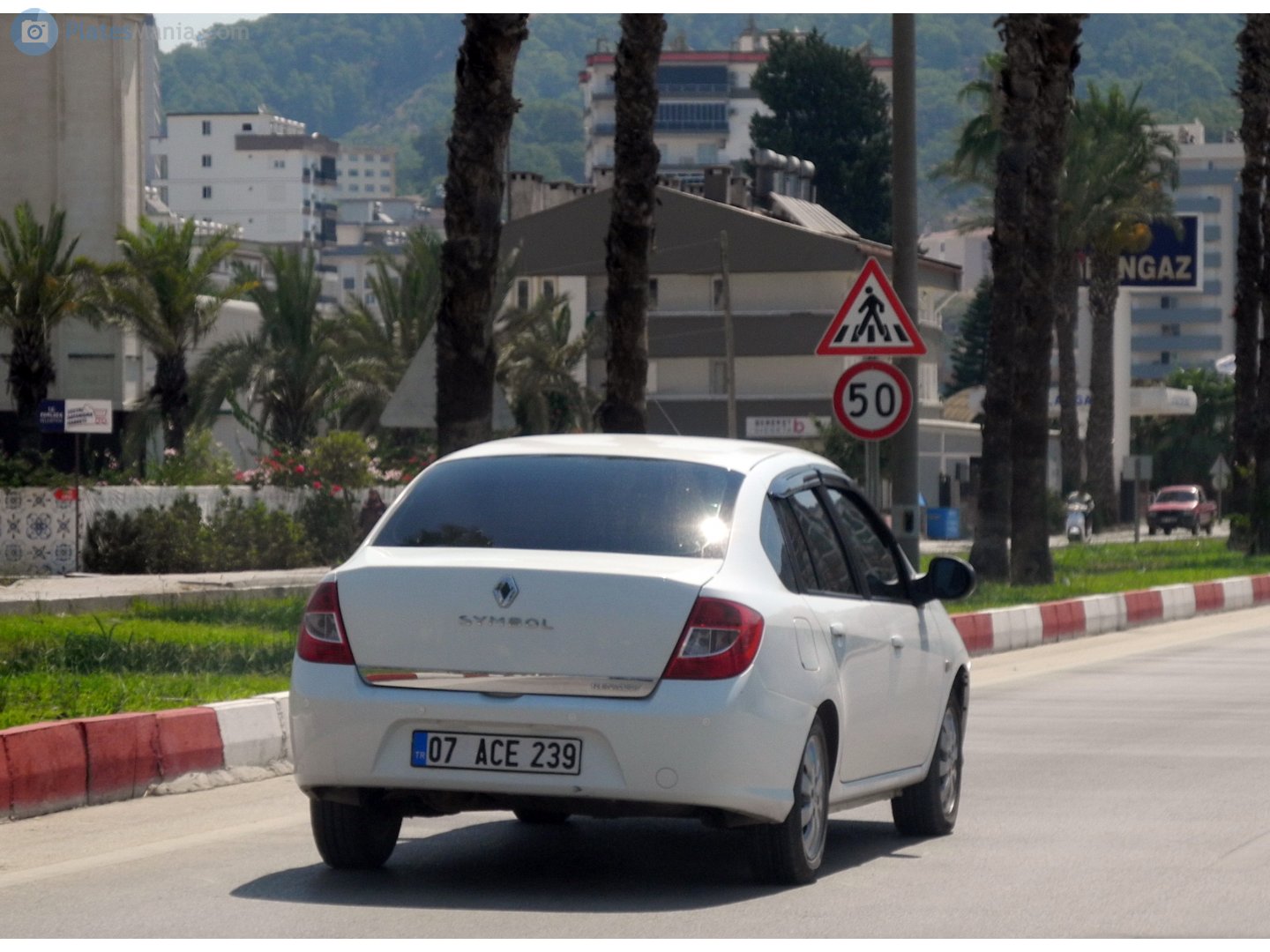 07 ACE 239, Renault Symbol 2nd gen (L35), 2008–2013