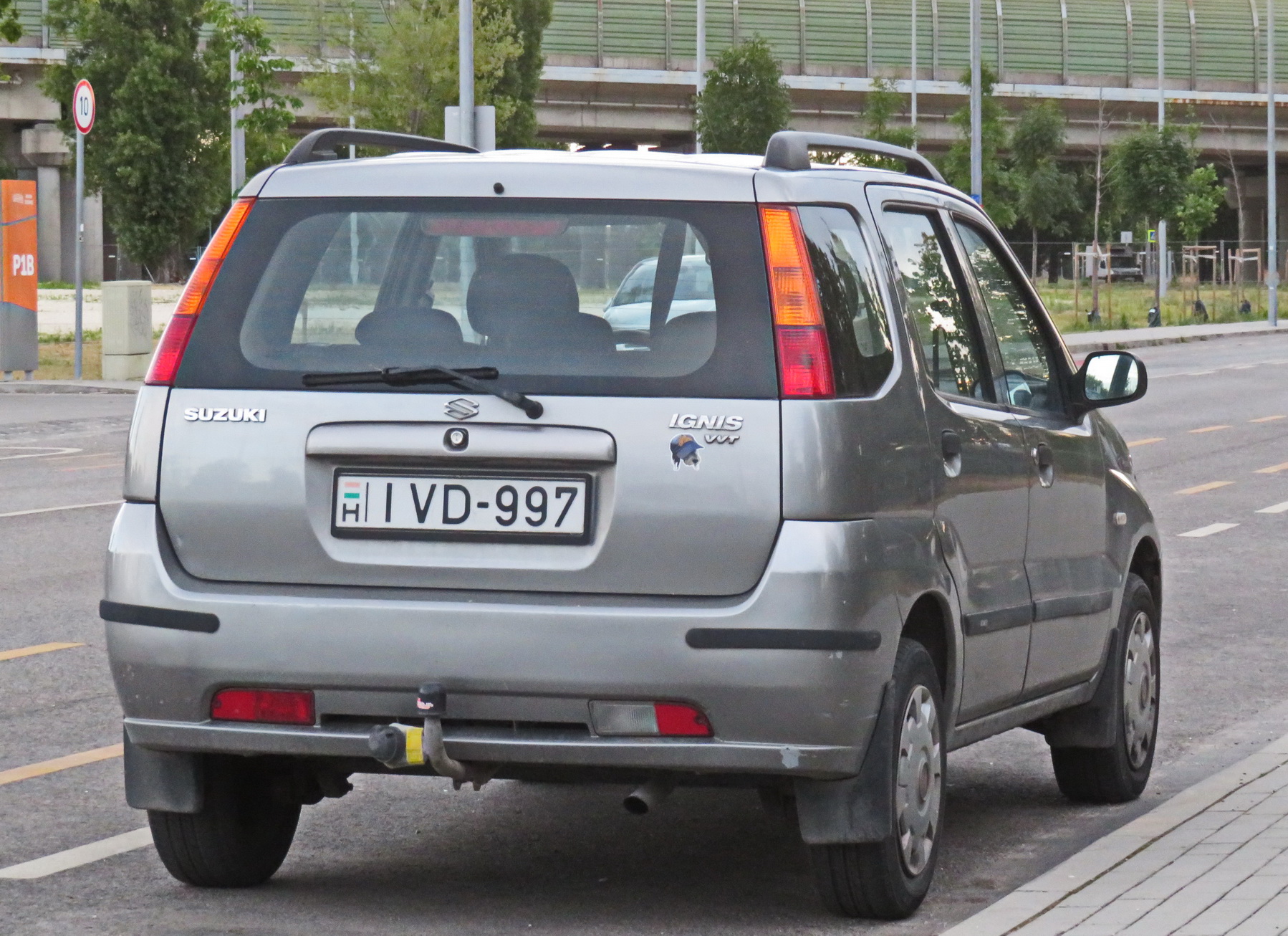 IVD-997, Suzuki Ignis 1st gen 5-door Hatch (FH/MH), 2000–2006