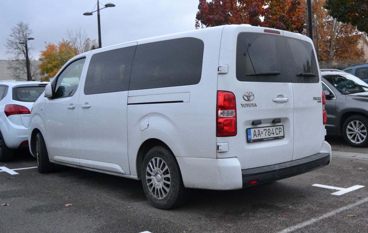 AA 784CP, Toyota ProAce 2nd gen Verso Passenger Van (K0), 2016­–2024