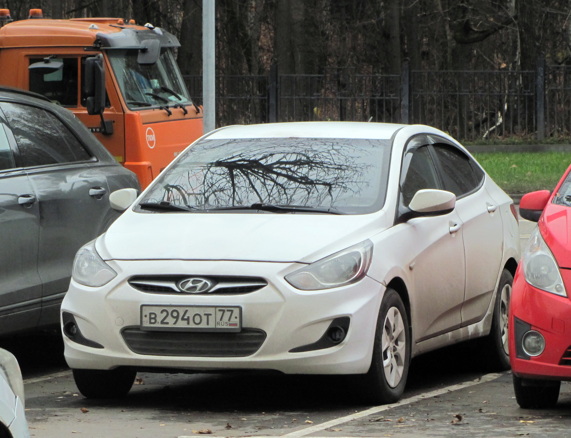 в 294 от 77, Hyundai Solaris 1st gen Sedan (RB), 2011–2014