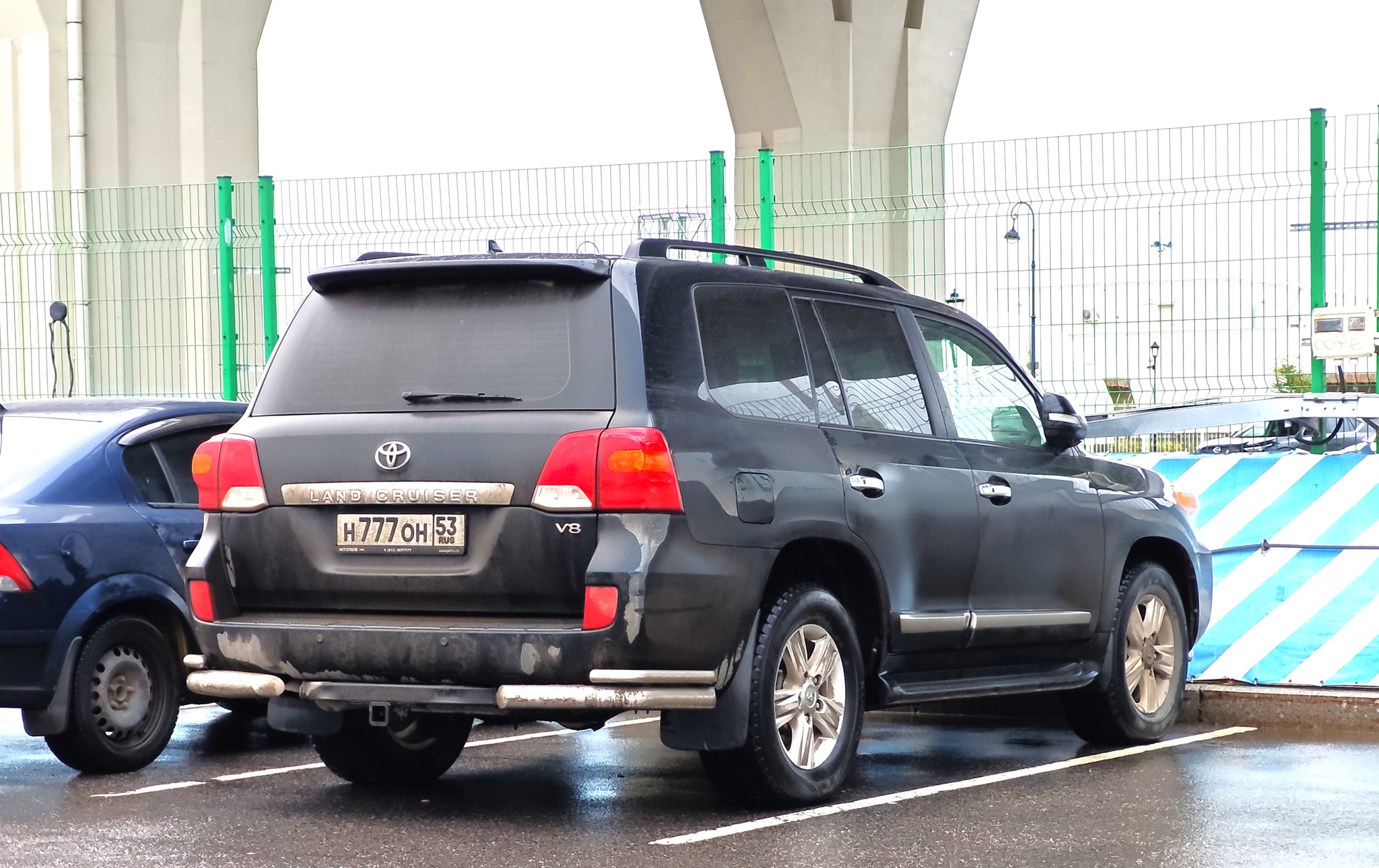 н 777 он 53, Toyota Land Cruiser 