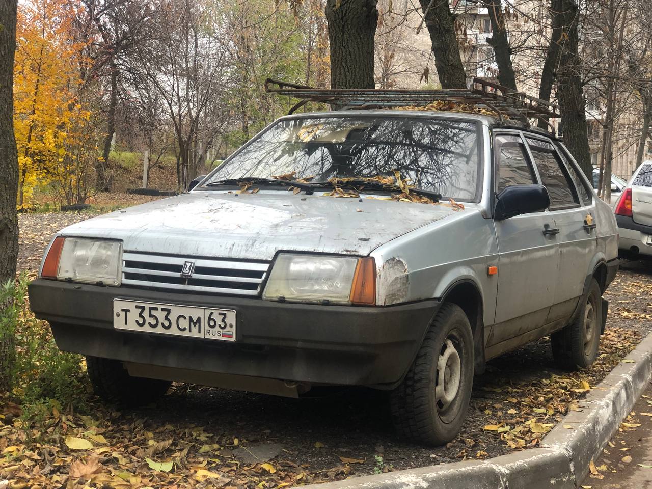 т 353 см 63, Lada (VAZ) 21099 
