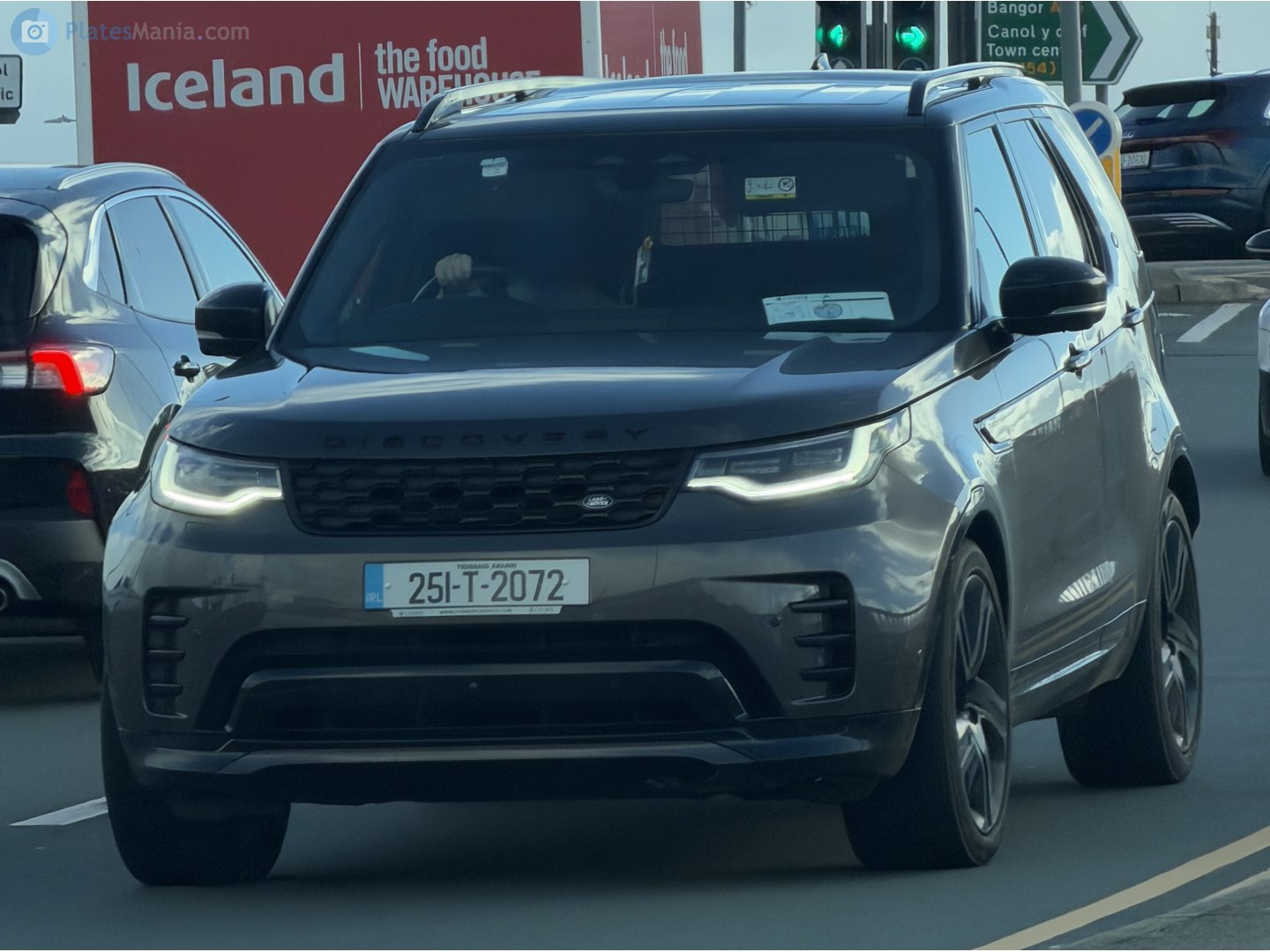 251-T-2072, Land Rover Discovery 5th gen (L462), 2017–