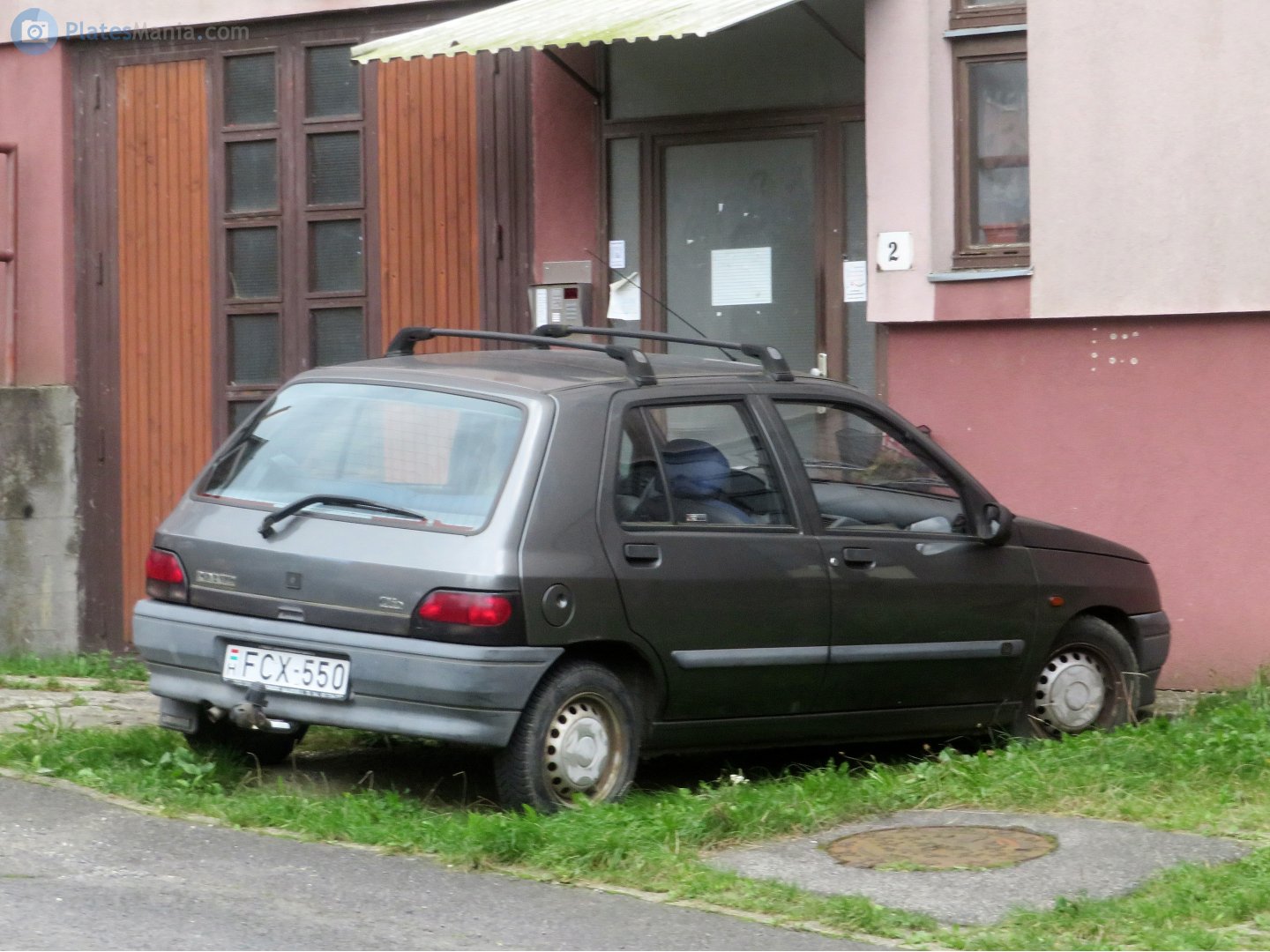 FCX-550, Renault Clio 1st gen 5-door Hatch (B57), 1990–1996