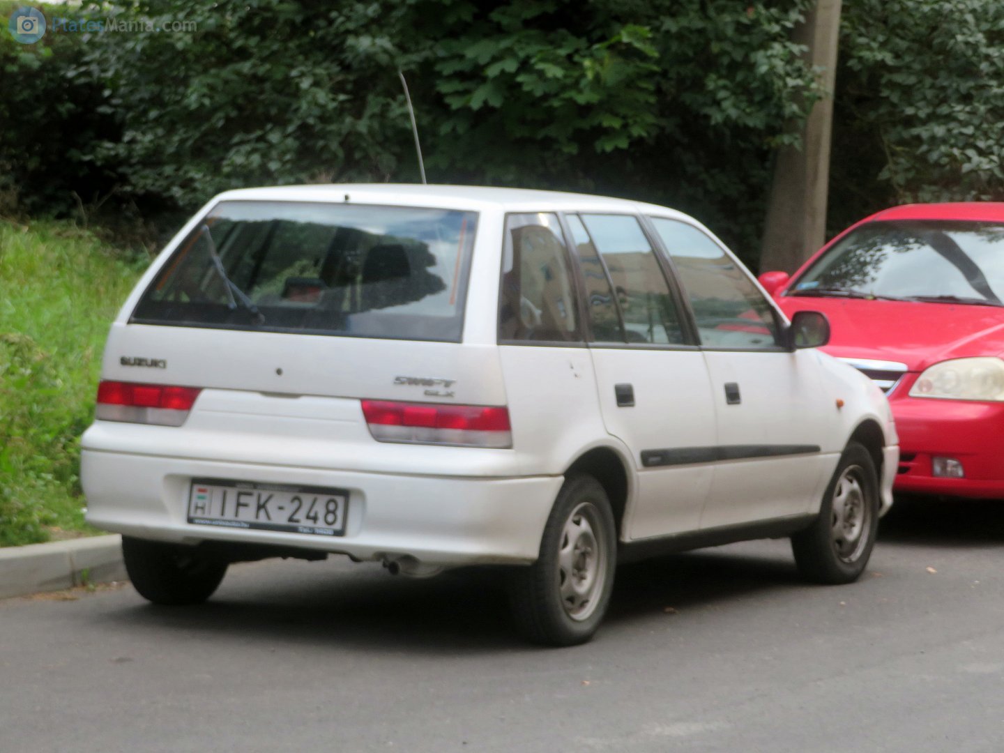 IFK-248, Suzuki Swift 2nd gen 5-door Hatch (SF), facelift, 1996–2004