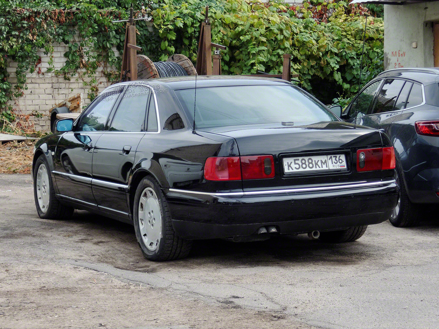 к 588 км 136, Audi S8 1st gen (D2/4D2/4D8), 1996–2002