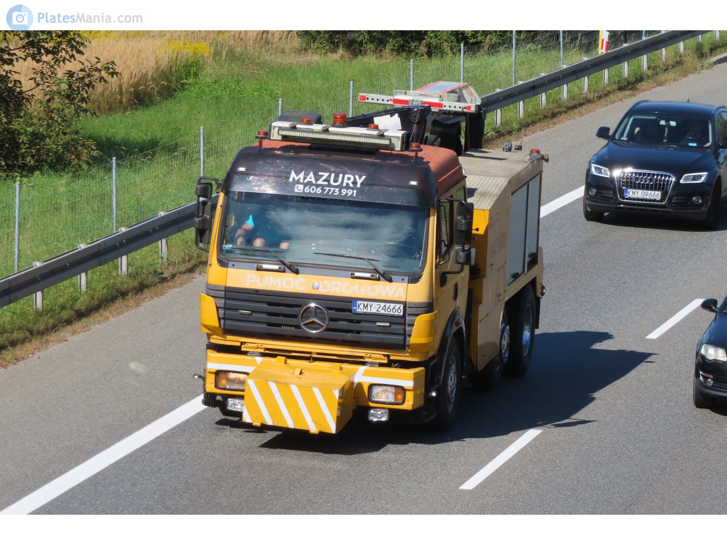 KMY 24666, Mercedes-Benz 