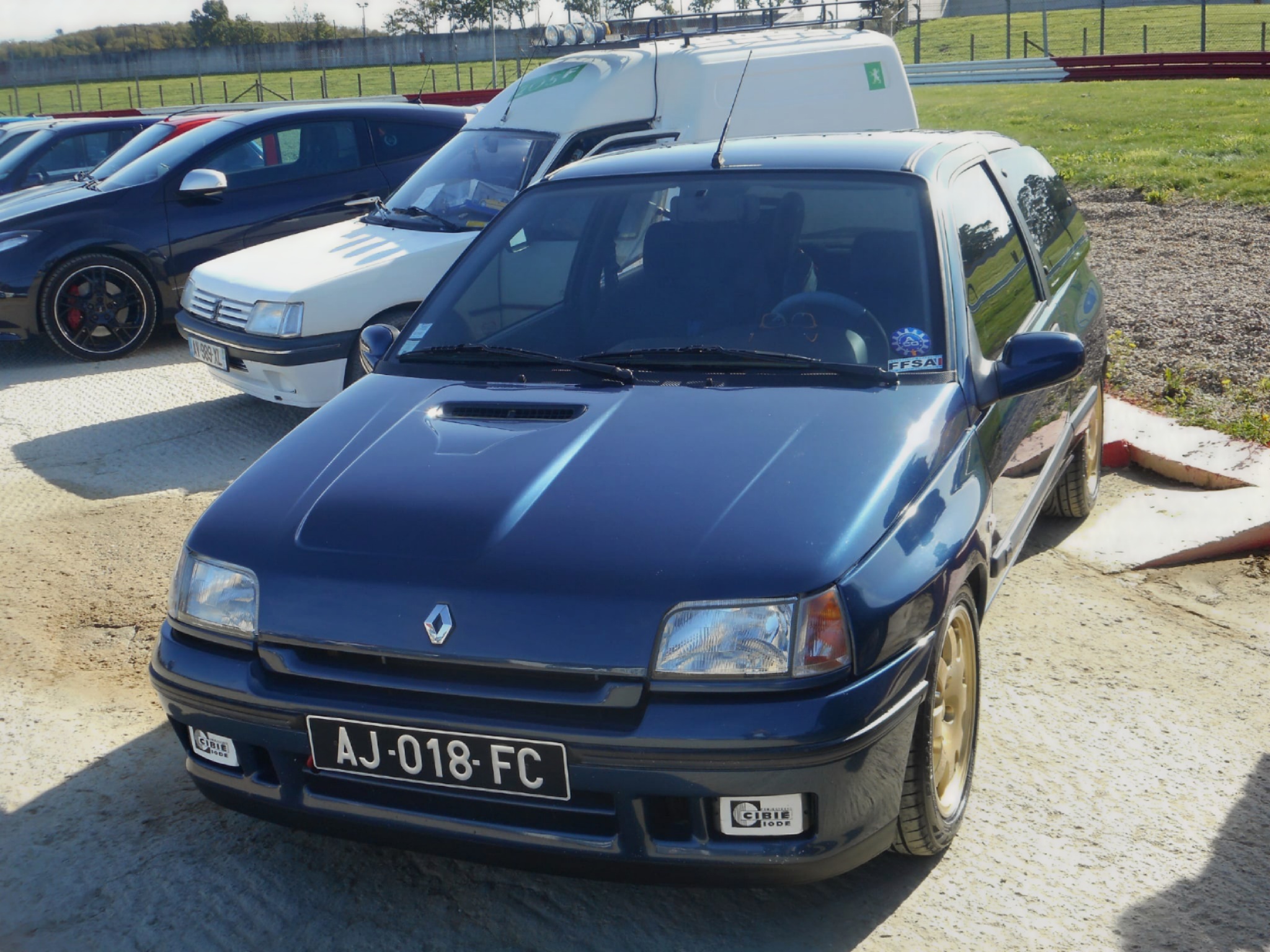 AJ-018-FC, Renault Clio 