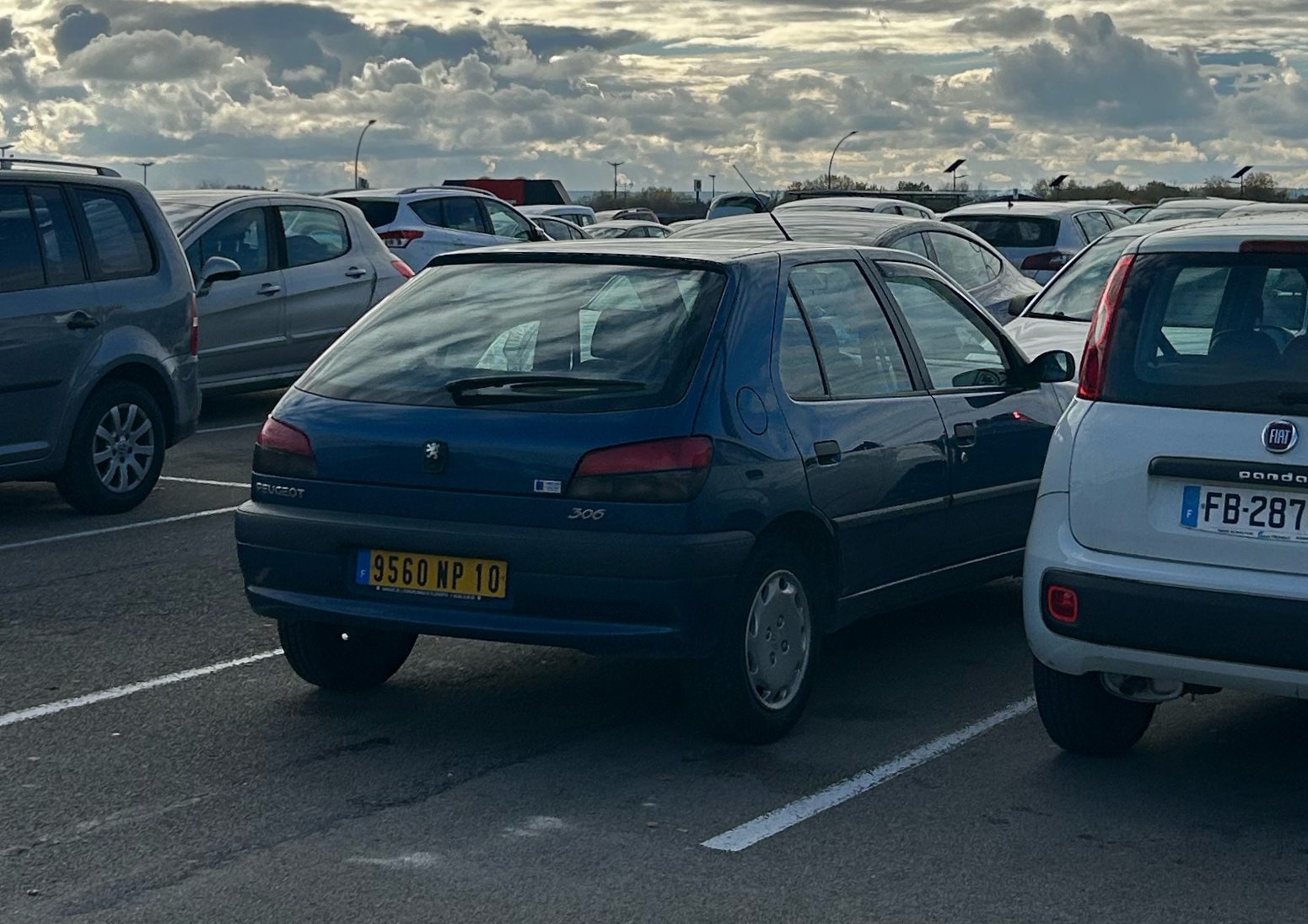 9560 NP 10, Peugeot 306 1st gen 5-door Hatch (N3/N5), 1993–2001