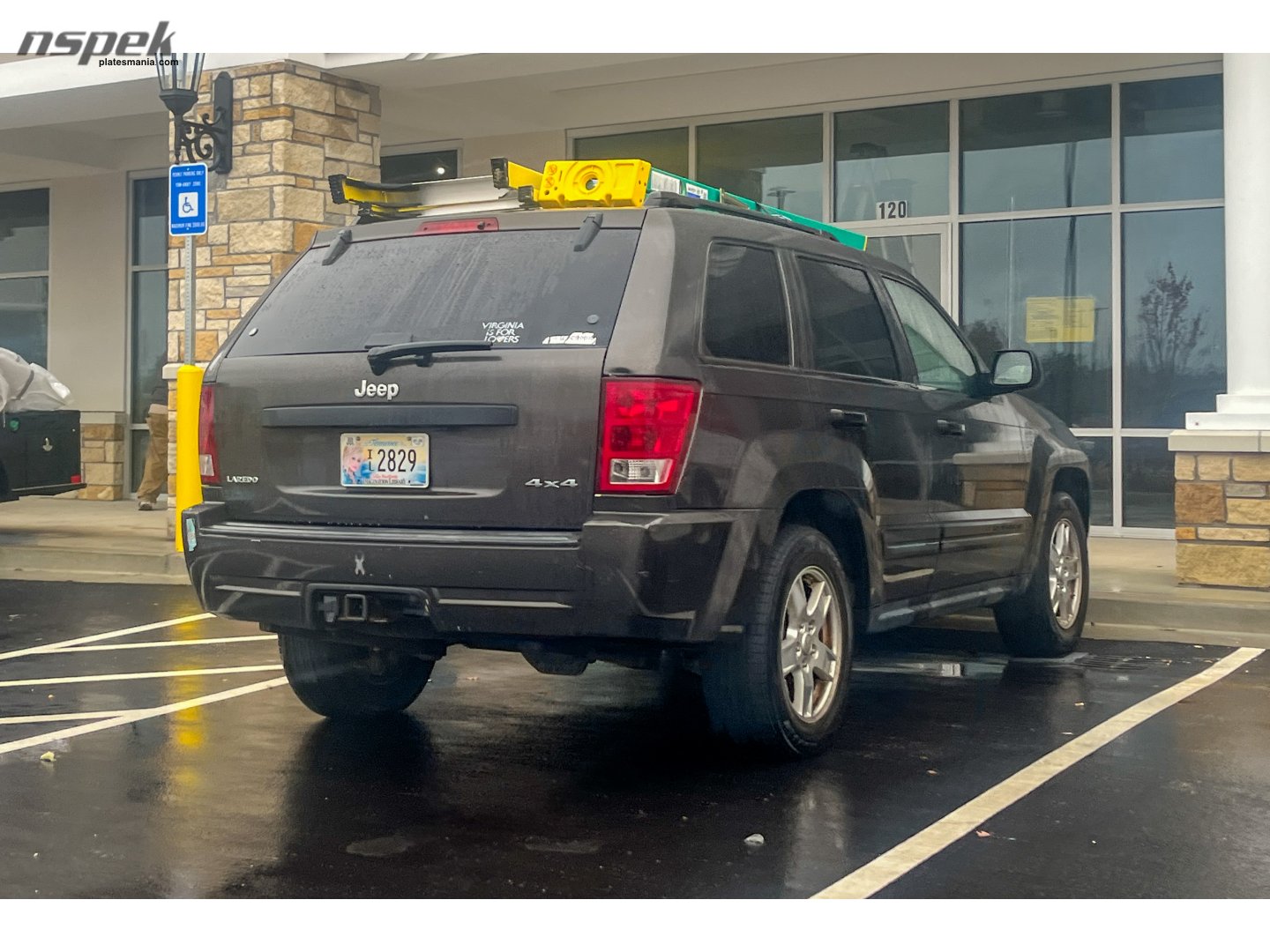 IL 2829, Jeep Grand Cherokee 3rd gen (WK), 2004–2010