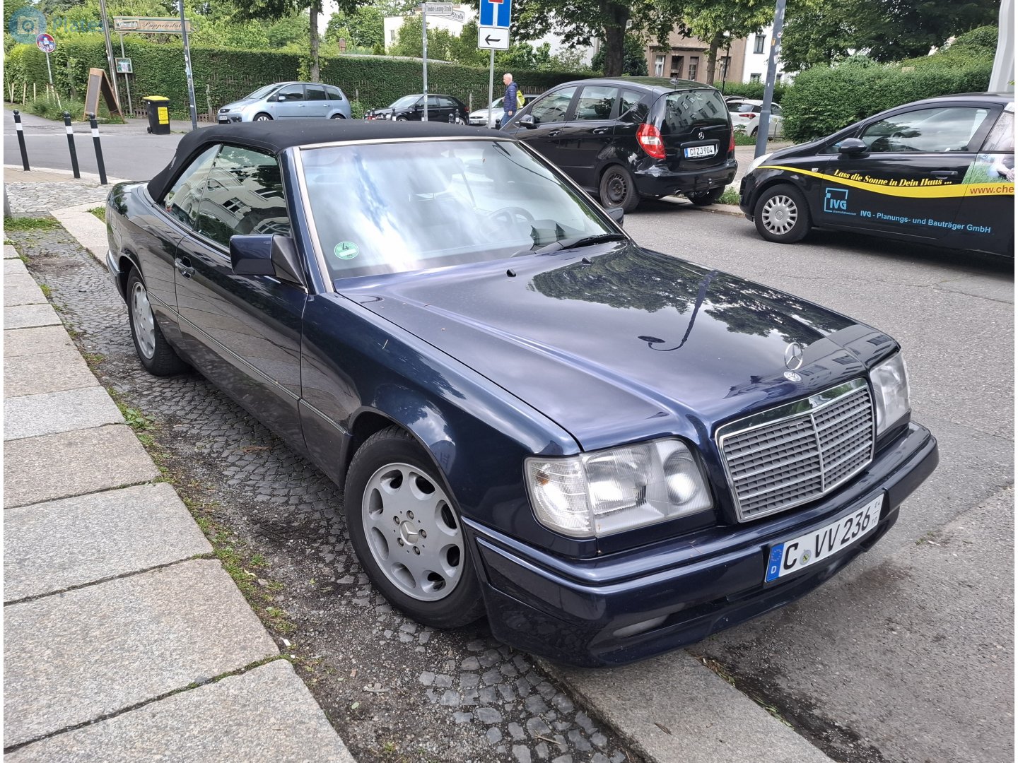 C VV 236 (04/10), Mercedes-Benz E-Klasse 1st gen Cabriolet (A124), 1992–1997