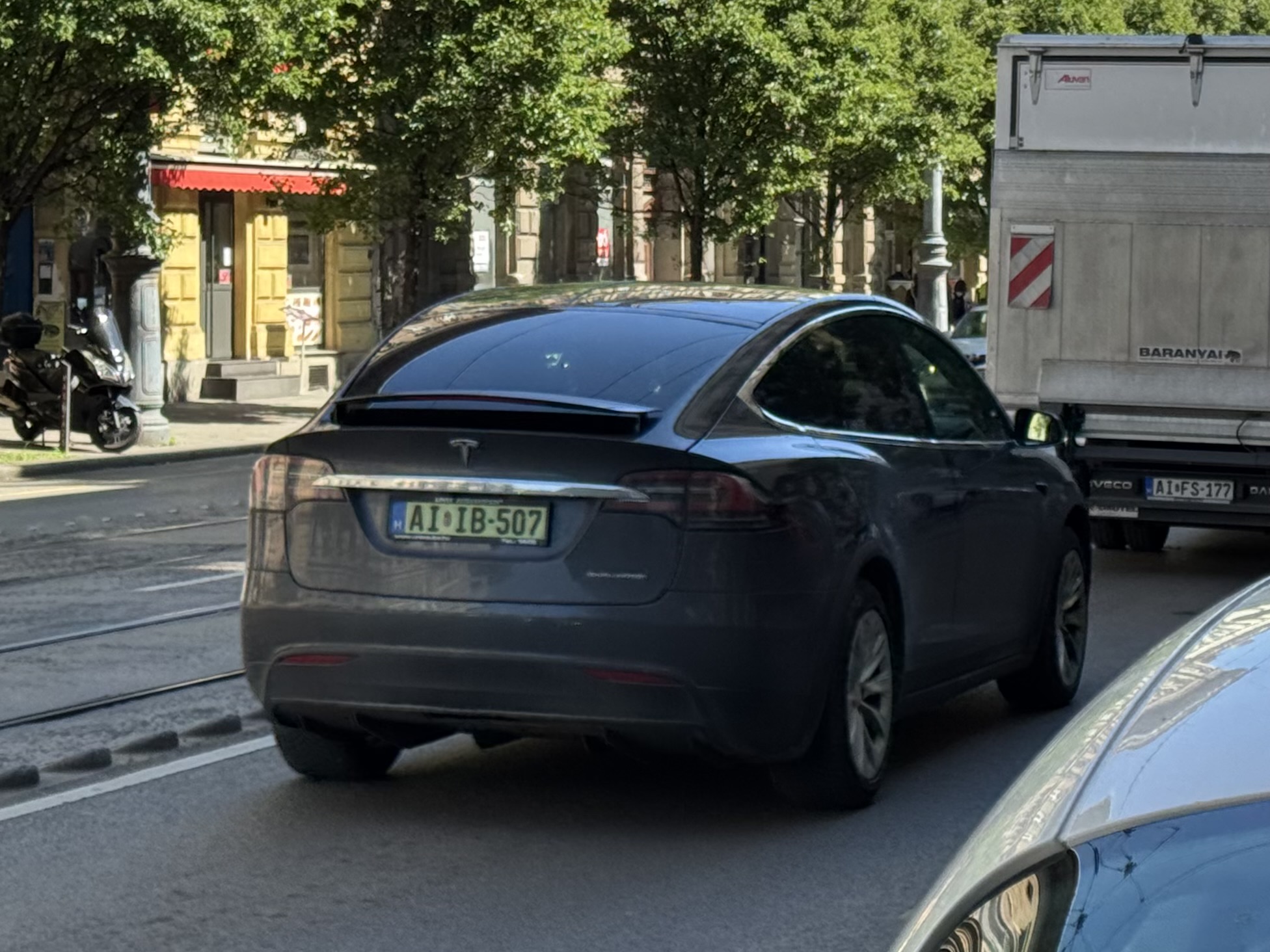 AI IB-507, Tesla Model X 1st gen (5YJX), 2015–