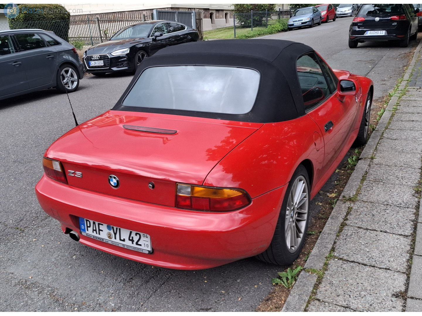 PAF YL 42 (04/10), BMW Z3 1st gen Roadster (E36/7), 1995–2002