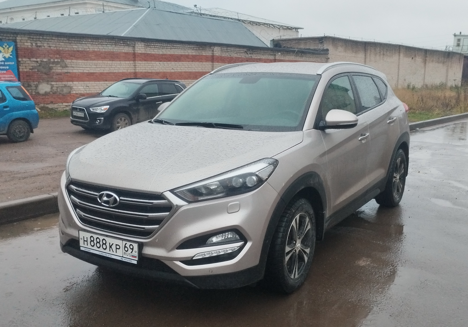 н 888 кр 69, Hyundai Tucson 3rd gen (TL), 2015–2018 (–2023 for LATAM-market)