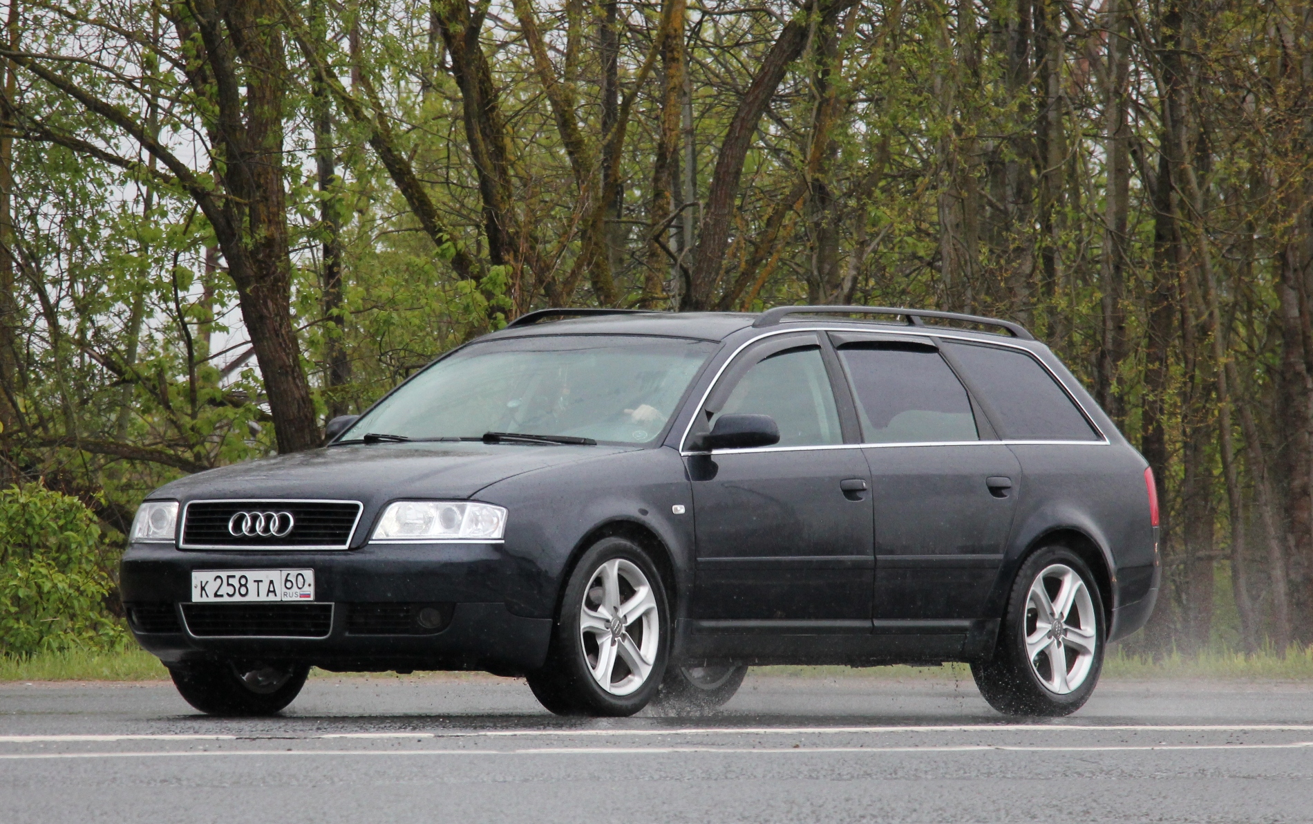 к 258 та 60, Audi A6 2nd gen Avant (C5/4B5), 1997–2004