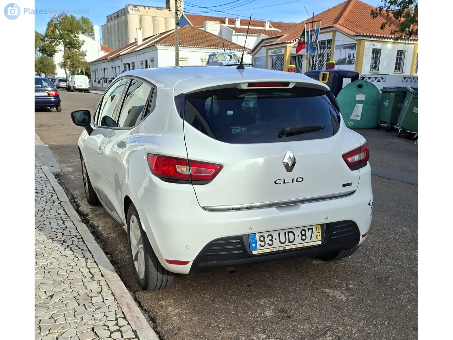 93-UD-87, Renault Clio 4th gen Hatch (B98), 2012–2020