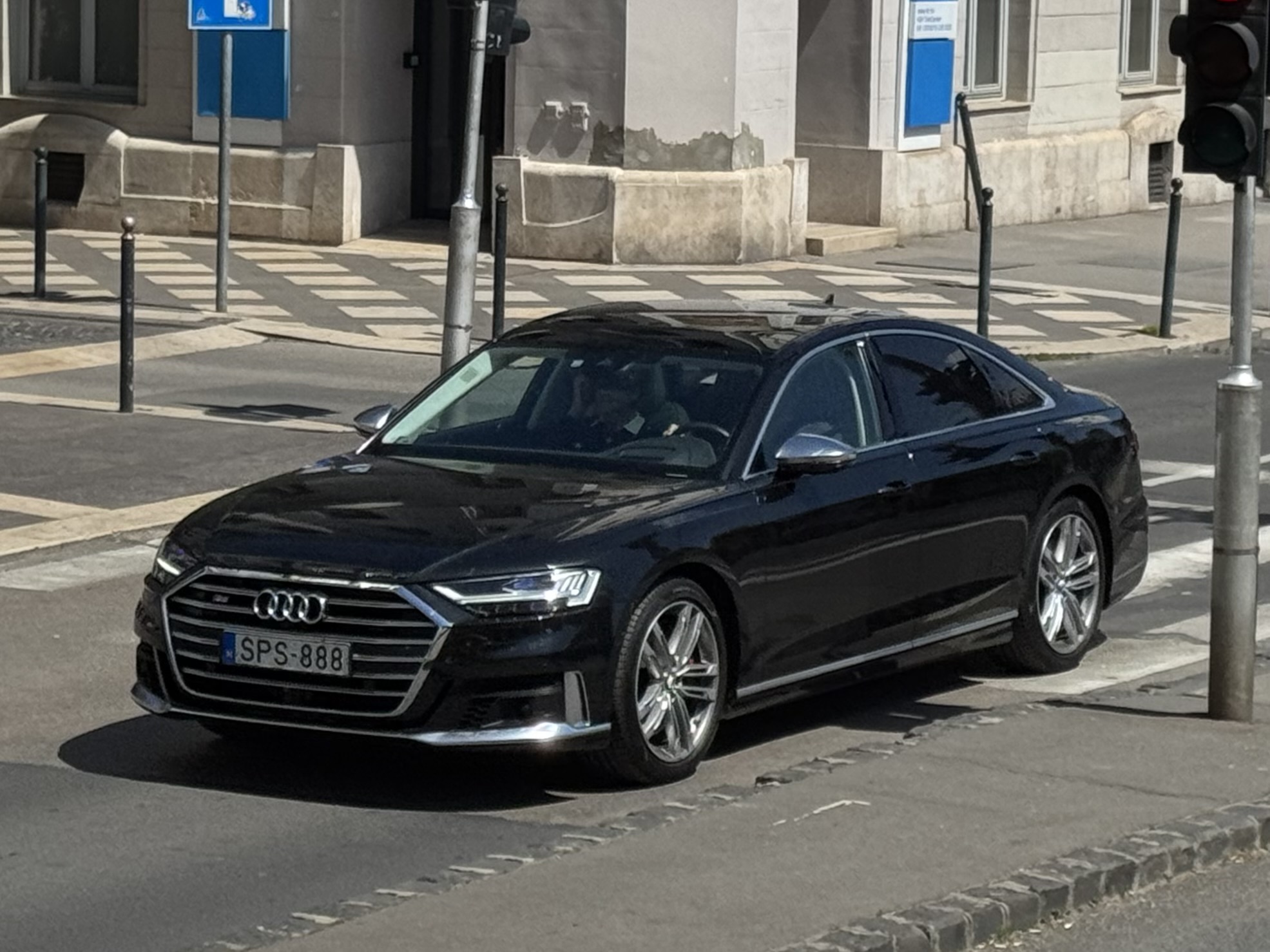 SPS-888, Audi A8 4th gen (D5/4N2/4N8), 2017–