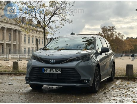 NM EW 525, Toyota Sienna