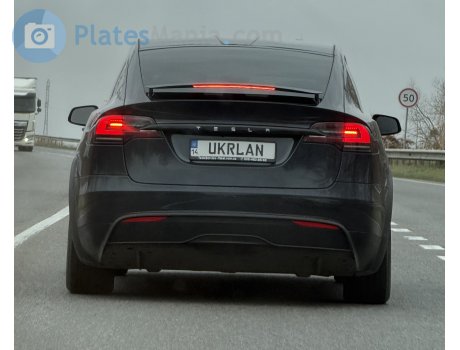 14 UKRLAN, Tesla Model X