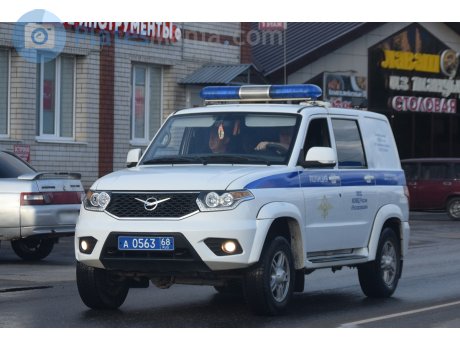 а 0563 68, UAZ 3163 Patriot