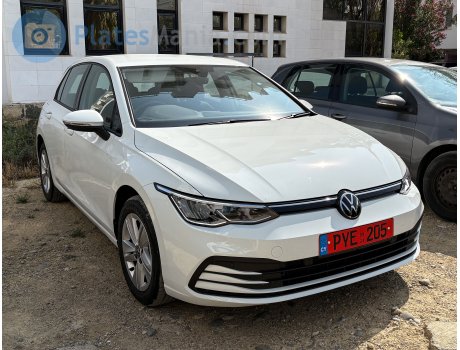 PYE 205, Volkswagen Golf