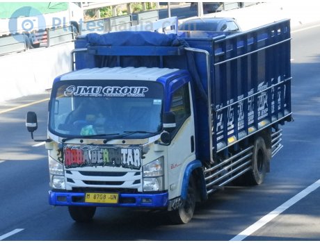 M 8708 UN, Isuzu Elf