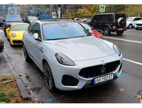 AA 1122 AT, Maserati Grecale