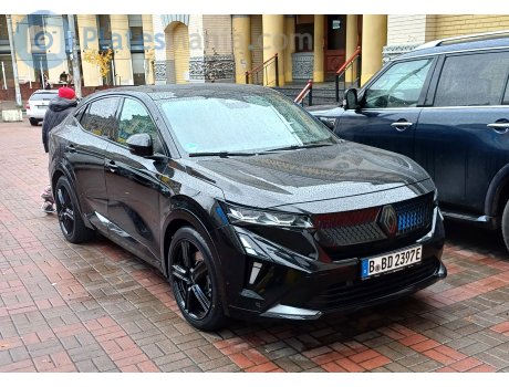 B BD 2397 E, Renault Rafale