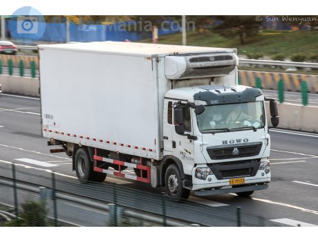 京A·YM103, CNHTC (Sinotruk) Howo / Sitrak G/T-Series