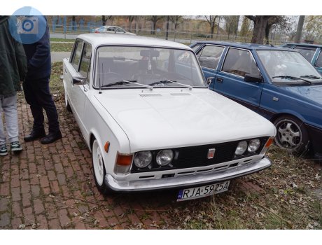 RJA 5925A, Polski Fiat 125p